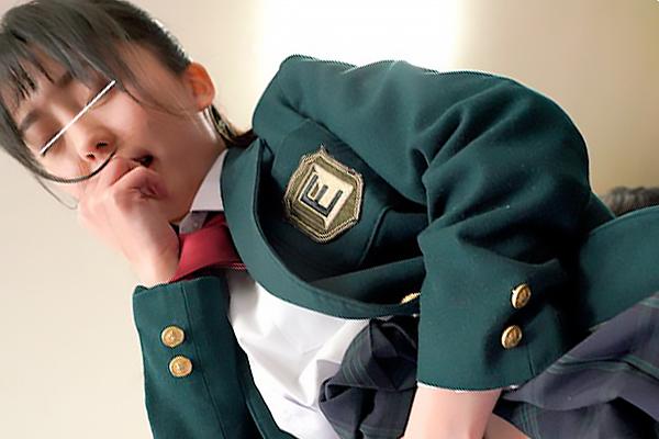 『中出し動画』あぁーいっぱい出しちゃうよぉ～♪【やばぃぃ、出ちゃうゥゥ…】スカートの中で挿入させてくれるボクの事が好きな姪っ子ＪＫすけべなカラダをねちっこくパコる快感！