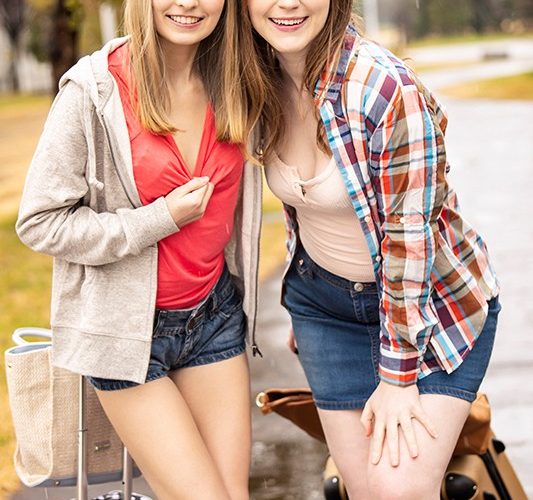 《エロ動画・逆ナンパ》何て、感度なんだ！！バルンバルンな豊満おっぱいと貧乳ちっぱい…どちらも超絶スケベなカラダ♪