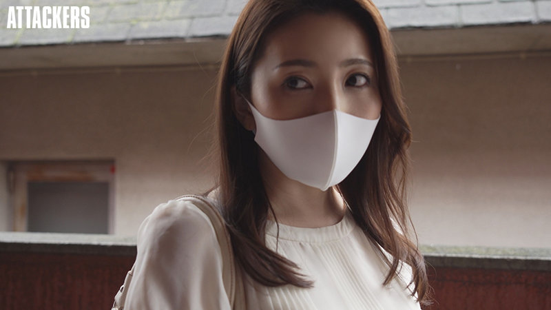 同じマンションに住む綺麗な人妻のカラダがかなりエロいっす…。不倫したい願望抑えきれん