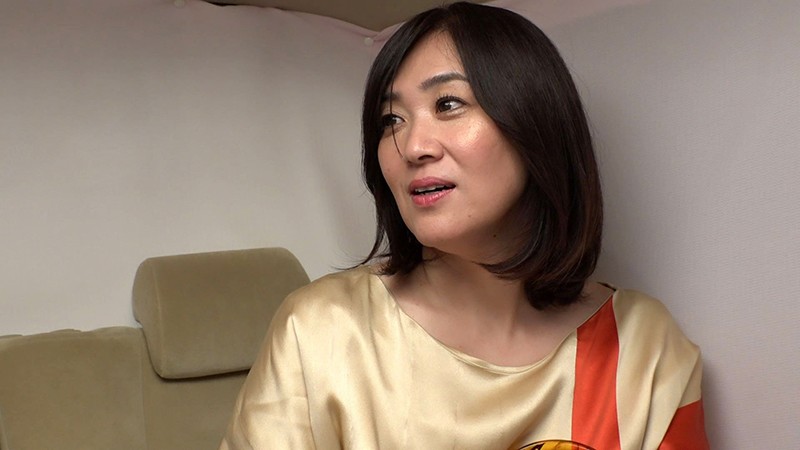 ナンパした清楚妻をホテルハメ！！人妻のワレメが物スゴぃ快感を教えてくれるナンパパコ