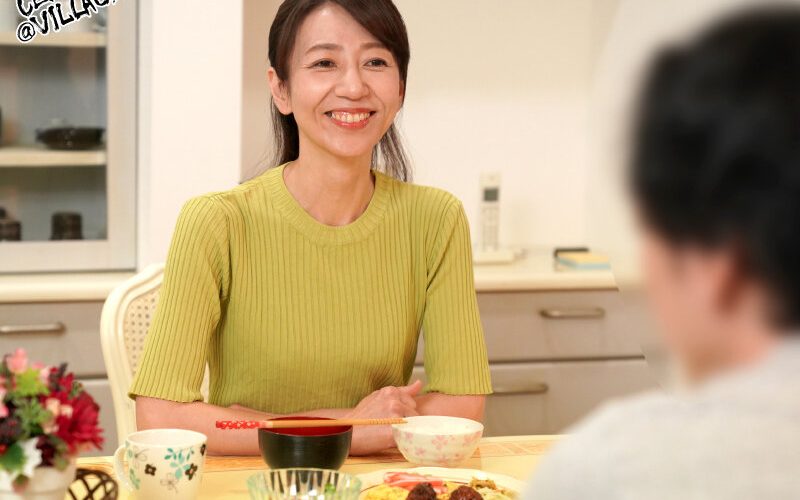 そろそろ入れてほしいんだろ？息子の愛撫にに抵抗出来ない母親